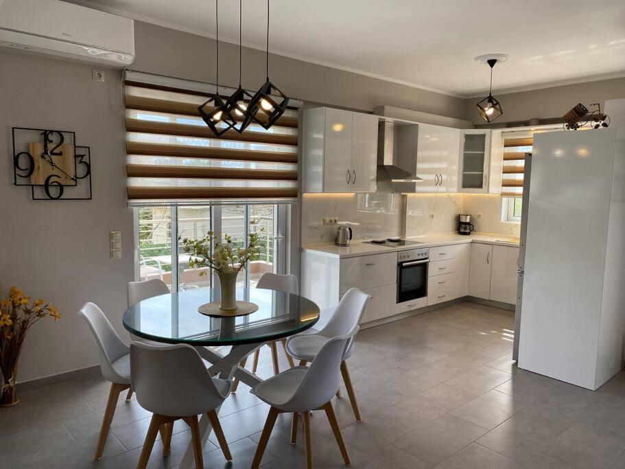 Keskos Luxury Villa Артемида Екстериор снимка