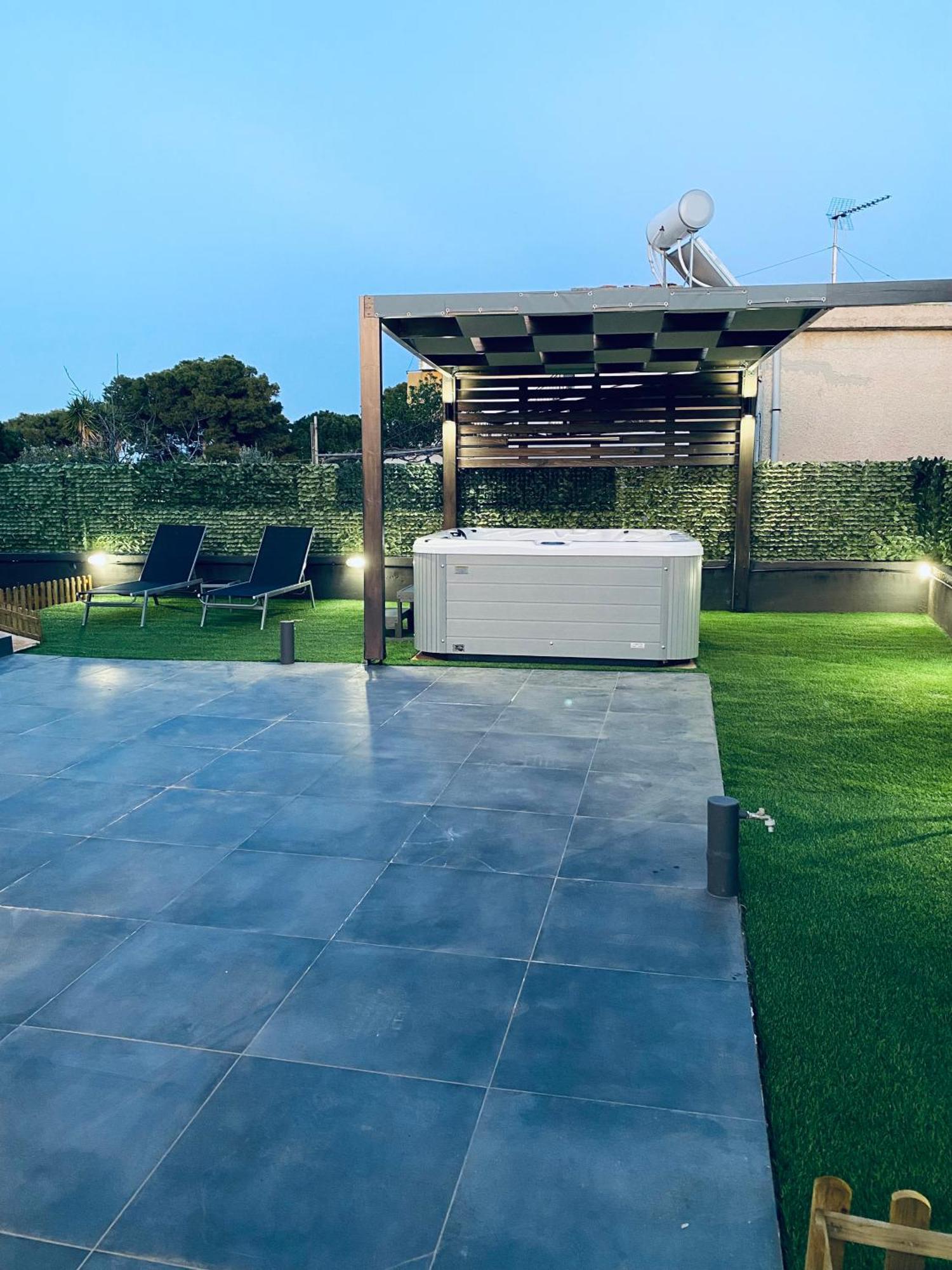 Keskos Luxury Villa Артемида Екстериор снимка